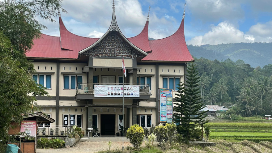 TELISIK NAGARI DI UJUNG AKABILURU: PAUH SANGIK